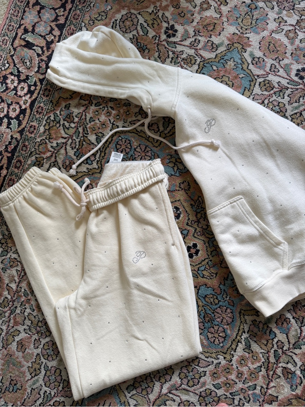 Victoria’s Secret PINK Rhinestone Bling Hoodie Sweatpants Set Cream S - Picture 3 of 7